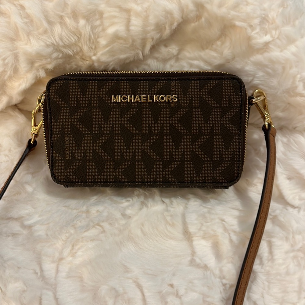 Michael Kors crossbody